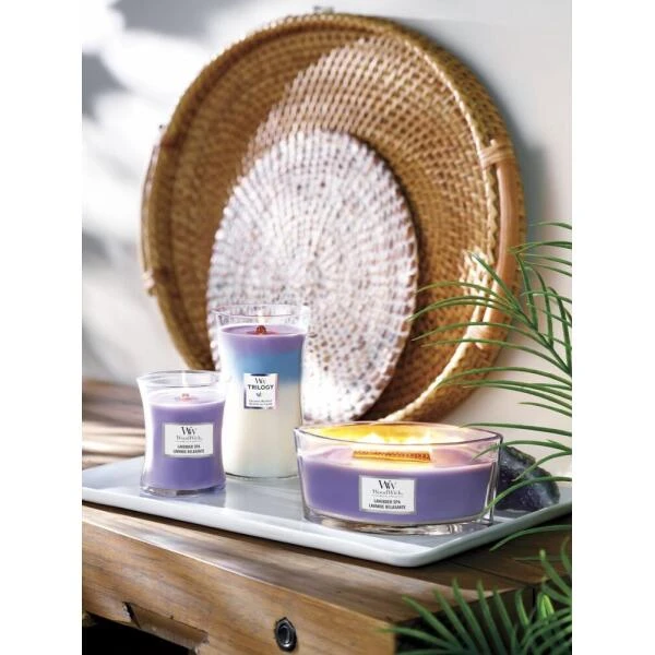 Woodwick Medium Candle - Lavender Spa 2 Woodwick Medium Candle - Lavender Spa - Afbeelding 2